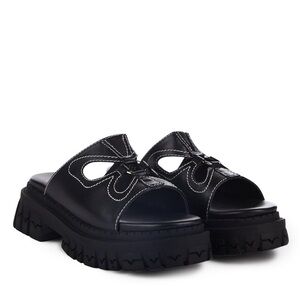 🦋 dELiA*s Dolls Kill Y2K Platform Tread Slides